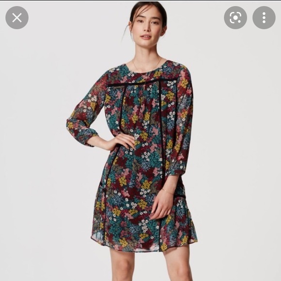 LOFT Dresses & Skirts - LOFT Floral Peasant Dress (Size XS)